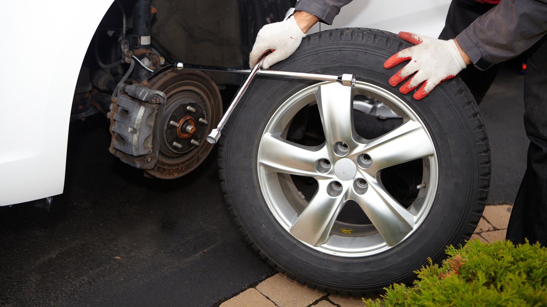 Expert Recommendations: How Often To Replace Tires For Optimal Performance And Value