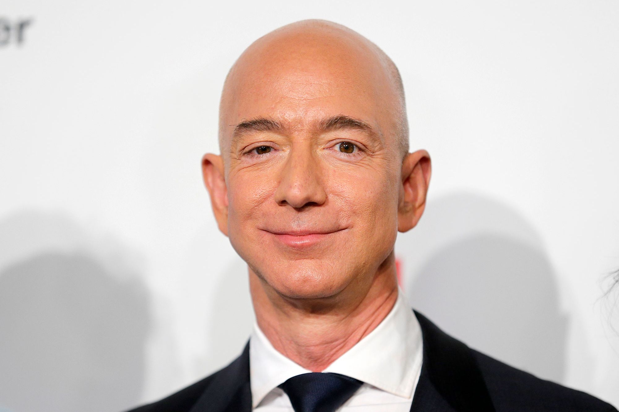 Discover The Success Story Of Jeff Bezos: The Man Behind Amazon's Dominance