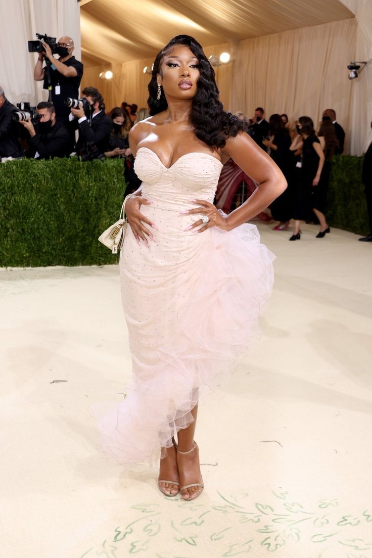 Step Into The World Of High Fashion: How To Watch The Met Gala Red Carpet Event