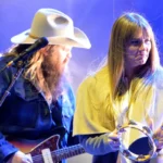 Discover Who Is Singing With Chris Stapleton: Unveiling The Hidden Talent Behind The Music